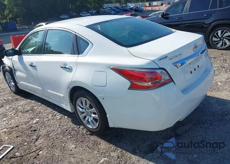 2015 Nissan Altima 2.5 S из США, поврежденный, VIN 1N4AL3AP7FN388080